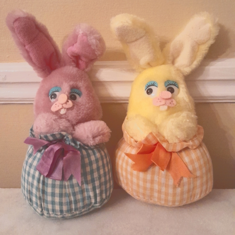 Vintage Applause  Plush Bunnies in a basket.